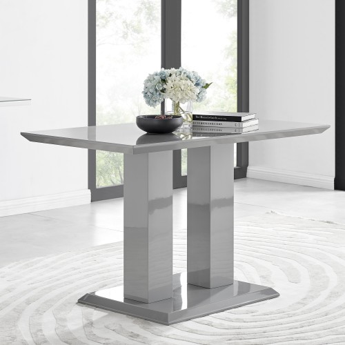 Comfortable Everyday Dining