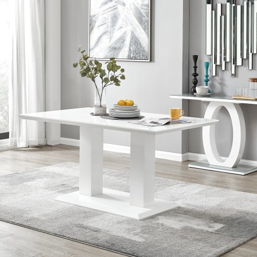 Spacious Family Dining