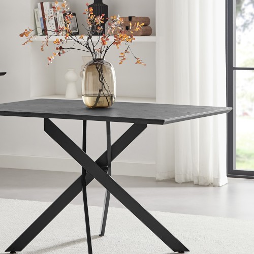 Comfortable Everyday Dining