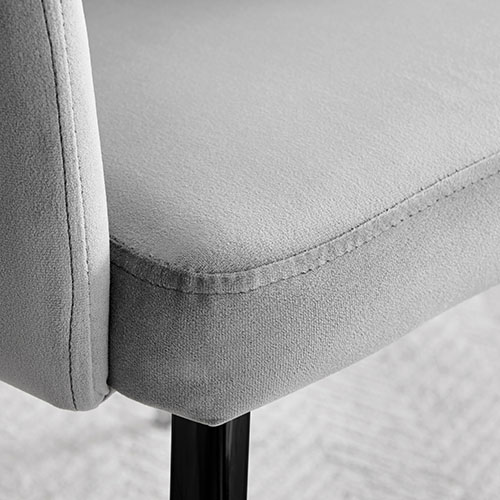 Rich Texture & Colour Depth