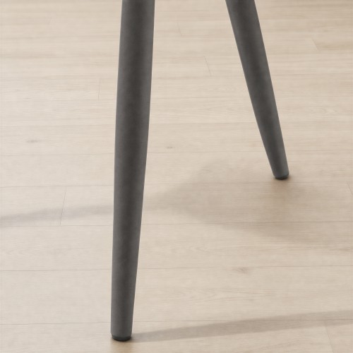 Fully upholstered statement look