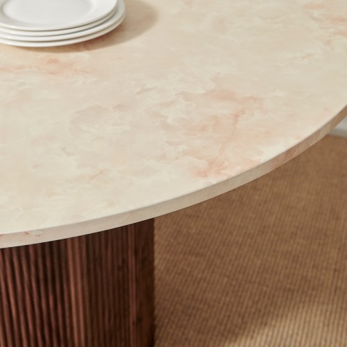 Durable lacquered finish