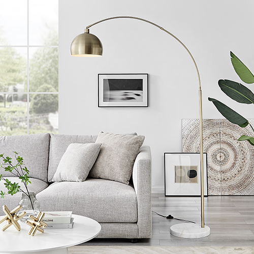 Sturdy Metal Arc Stand