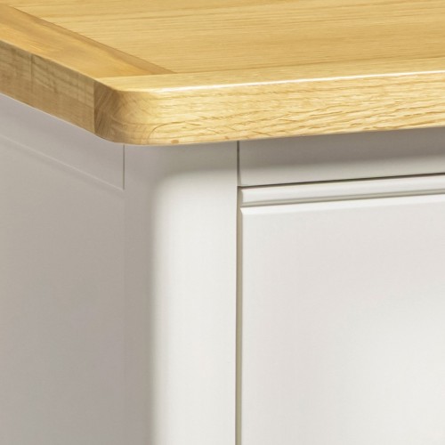 Contrasting Finish