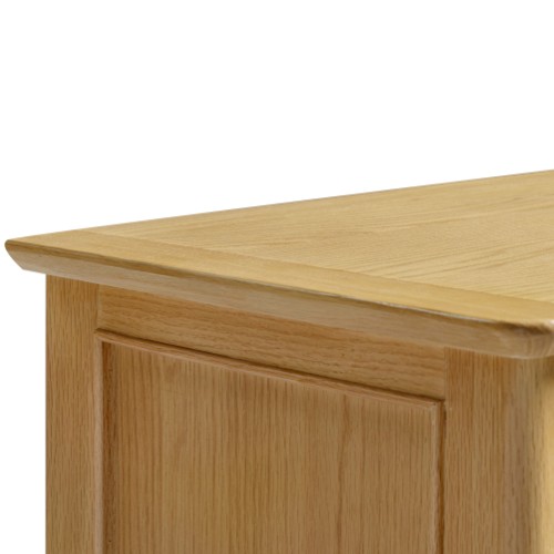 Constructed from Solid Oak Wood