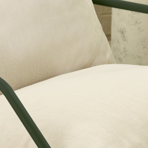 Splash-Proof Cushions