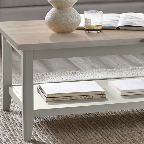 Handy Built-In Storage Shelf