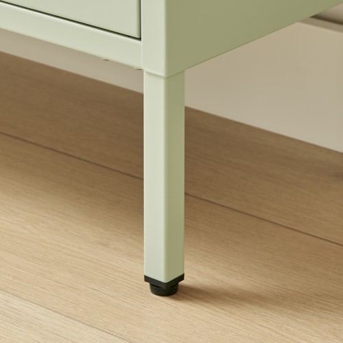 Raised Legs With Floor Protectors