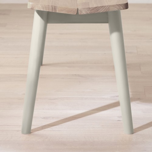 Modern Tapered Leg Design