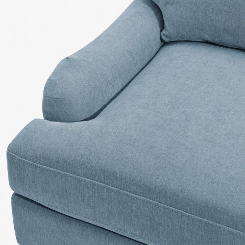 Balanced, supportive seat