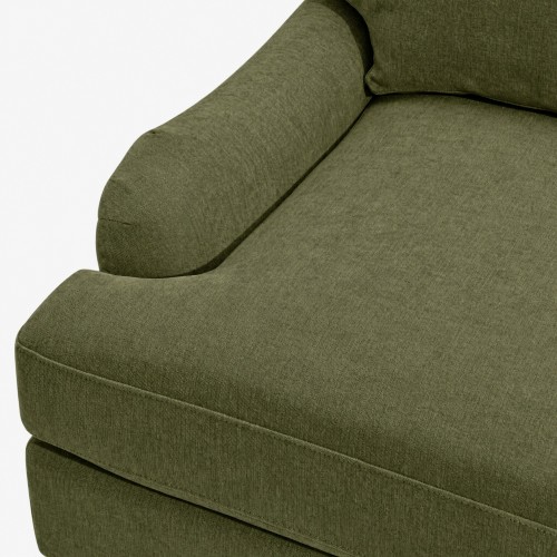 Balanced, supportive seat