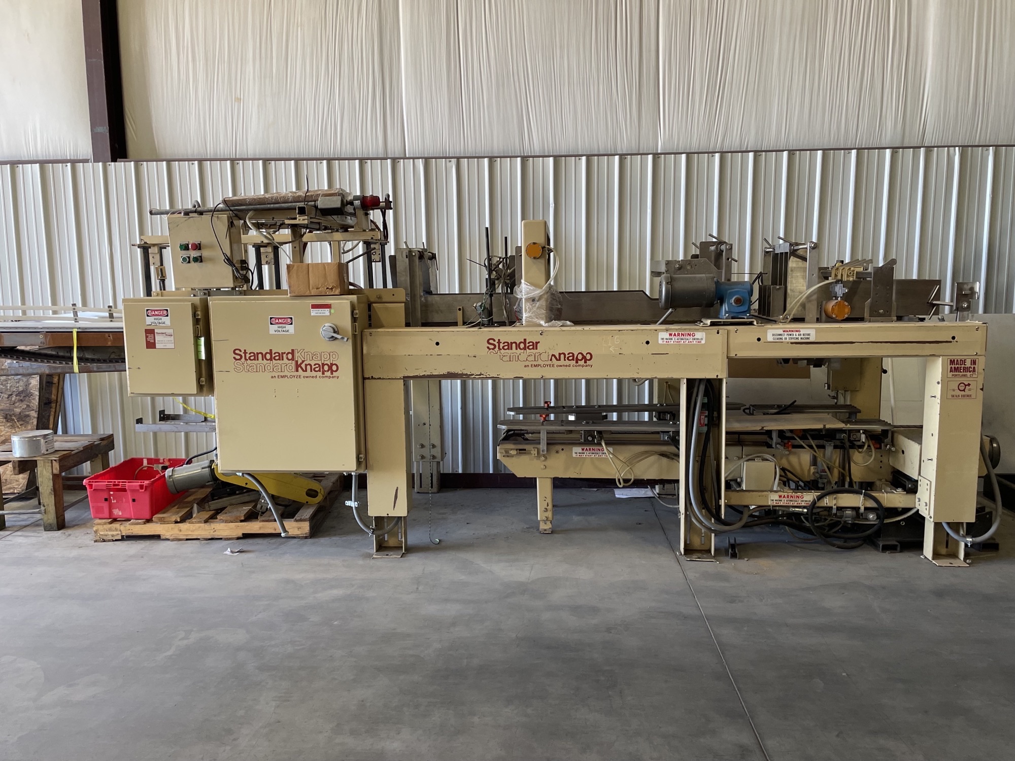 Used Standard Knapp 9322G Drop Case Packer