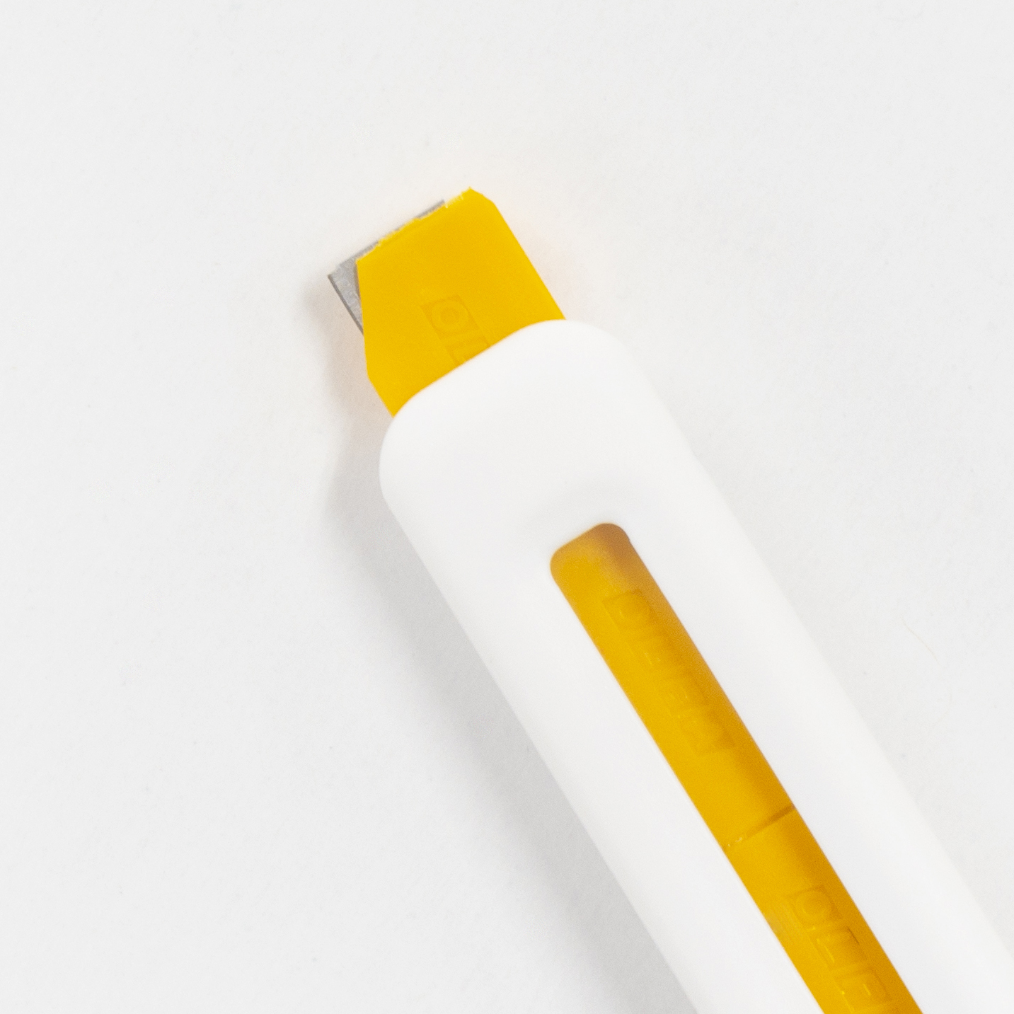 Utility Knife Compact Safety SnapOff Blade, with Disposal Container