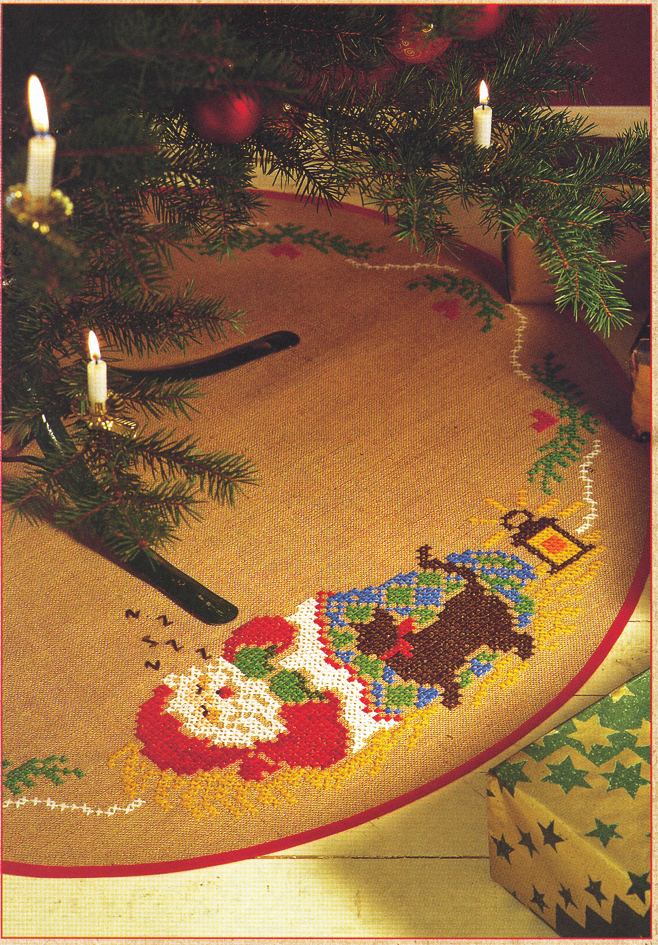 Picture of Embroidery Kit: Santa & Cat: Carpet