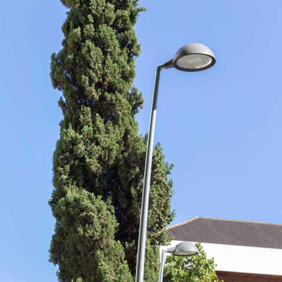 Simon Alya L urban luminaire with RJ optics and curved diffuser, 4000 K, 109 W, 530 mA, 1N w/o dimming Decorative grey