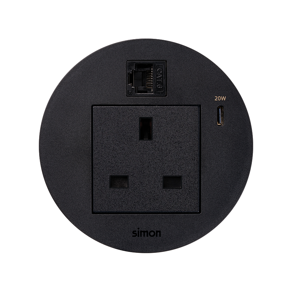 Kit Flash 90 composé du prise de courant modulaire britannique, chargeur USB type C de 20W et connecteur RJ45 Catégorie 6 UTP femelle-femelle avec clipsage Keystone noir Simon K45