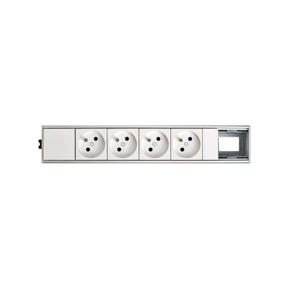 Ofiblock Compact montado y cableado con 4 tomas francesas y 1 troquel trasero en la ultima posición 