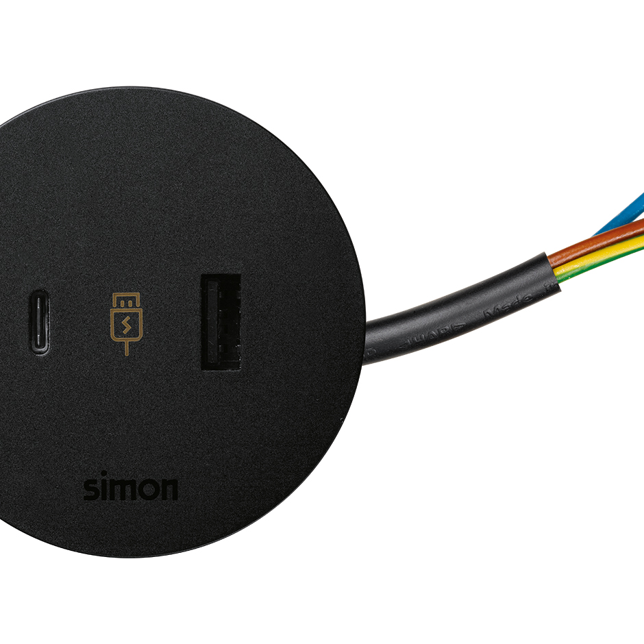 Kit Flash 60 consisting of USB A+C charger 18W end in free-end connection black Simon 400