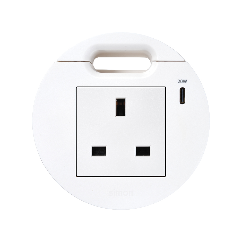 Kit Flash 90 formado por base eléctrica modular británica, cargador USB tipo C de 20W y salida de cableado blanco Simon K45