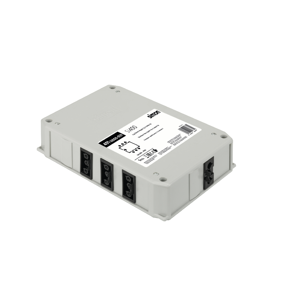 Caja distribuidora de 1 circuito estándar de 1 entrada de 3 polos con figura Wieland GST18i y 6 salidas de 3 polos