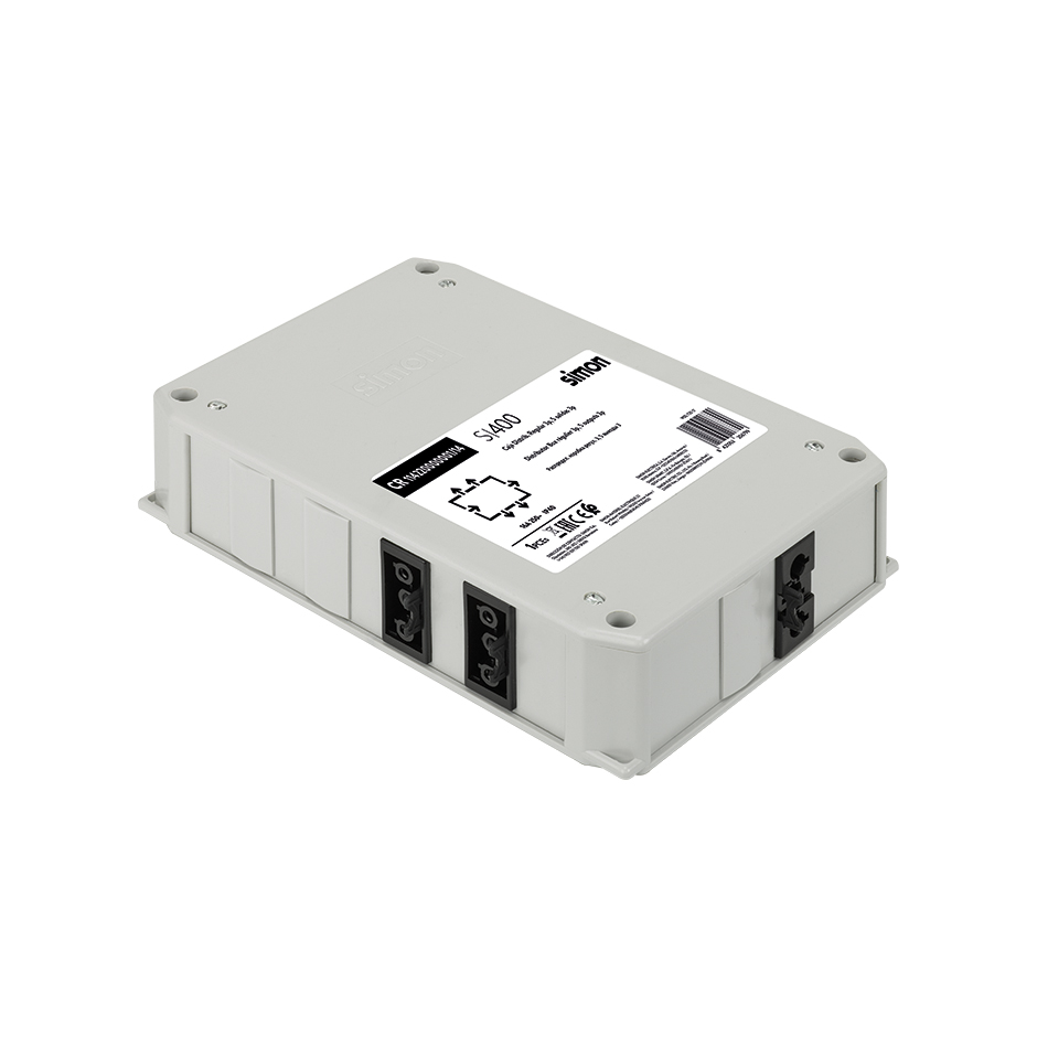 Distribution box of 1 standard circuit with 1 input of 3 poles with Wieland GST18i figure and 5 outputs of 3 poles