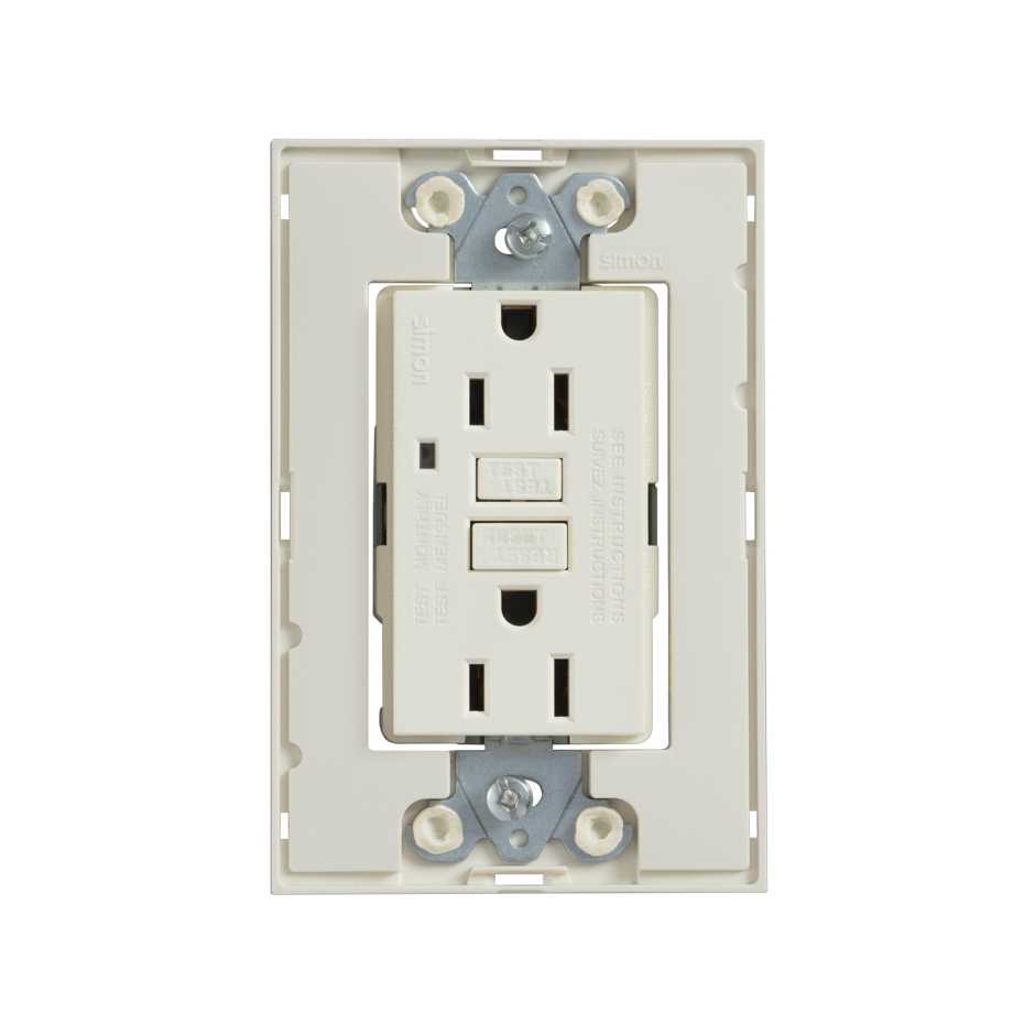 Interruptor de circuito por falla a tierra GFCI con chasis 15A 127V marfil Simon 25 Plus