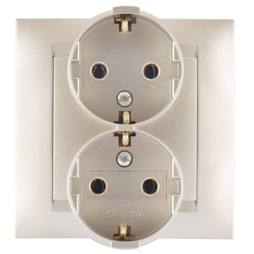 Розетка двойная с заземлением Schuko 2x2Р+Е 16A 250В~ моноблок цвета шампань с винтовым соединением Simon 15