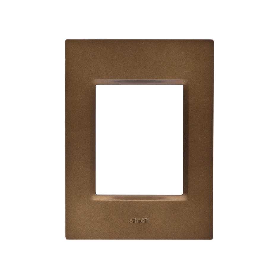 Placa de 3 módulos color bronce con chasis Simon 82 Prisma