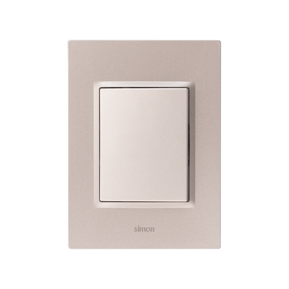 Placa de 3 módulos color cava con chasis  Simon 82 Prisma