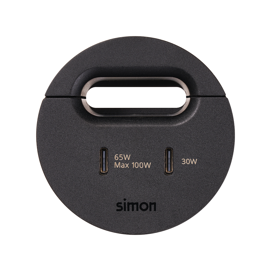 Kit Flash 60 composé du chargeur USB type C de 100W (répartis entre 65W et 30W si connectés en même temps) et sortie de câblage noir Simon 400