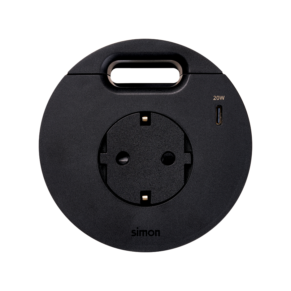 Kit Flash 90 composé du prise de courant schuko escamotable, chargeur USB type C de 20W et sortie de câblage noir Simon 400