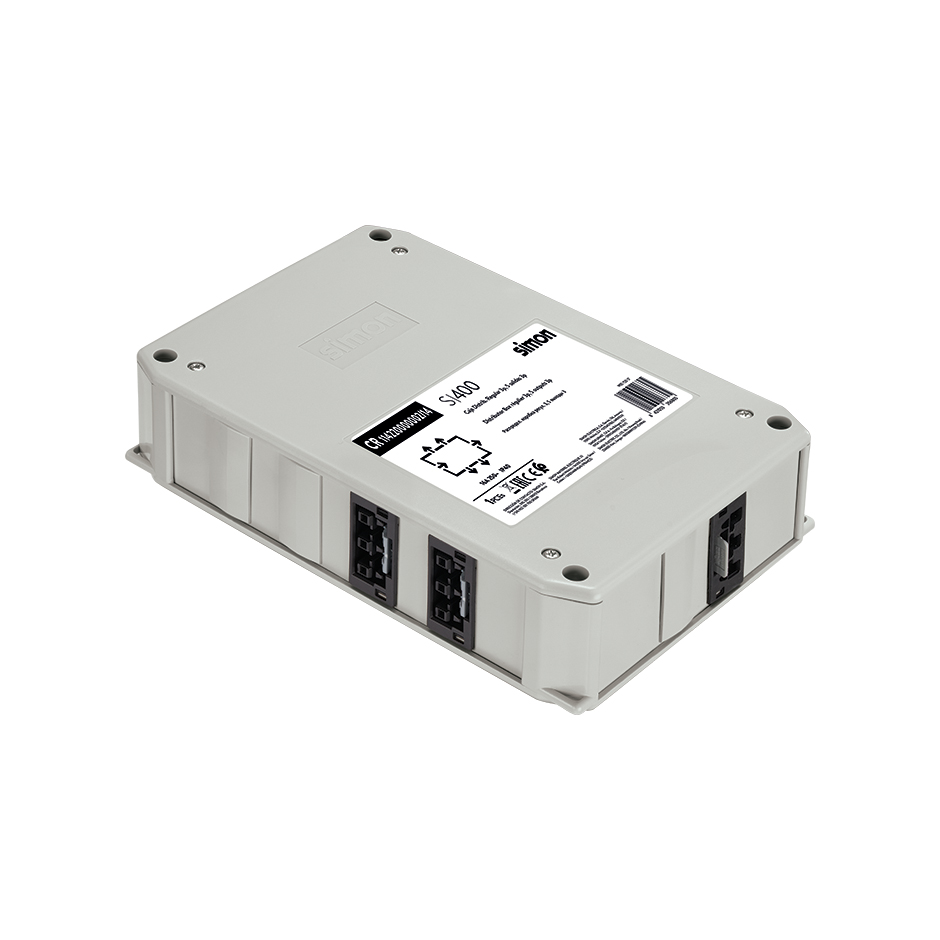 Caja distribuidora de 1 circuito estándar de 1 entrada de 3 polos con figura Wago Winsta Midi y 5 salidas de 3 polos