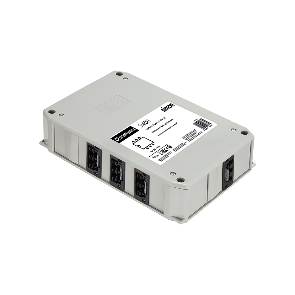 Caja distribuidora de 1 circuito estándar de 1 entrada de 3 polos con figura Wago Winsta Midi y 6 salidas de 3 polos