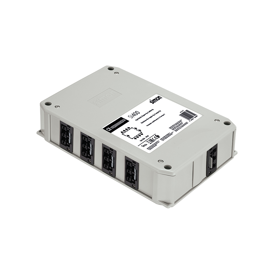 Distribution box with 1 standard circuit, 1 x 3-pole input Wago Winsta Midi type and 10 x 3-pole outputs