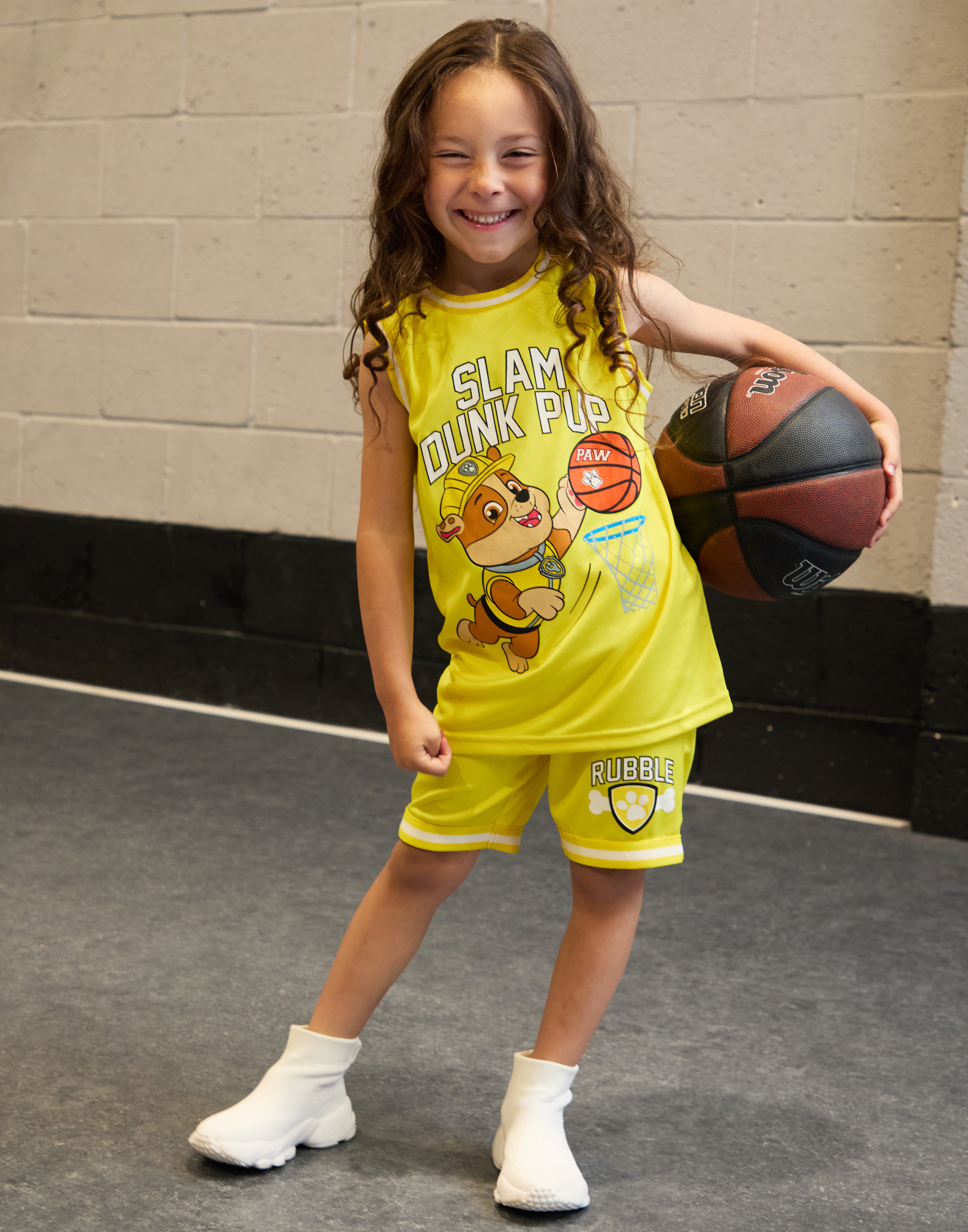 Juego de baloncesto de 2 piezas Paw Patrol Yellow Rubble para niños - Imagen 2 de 11