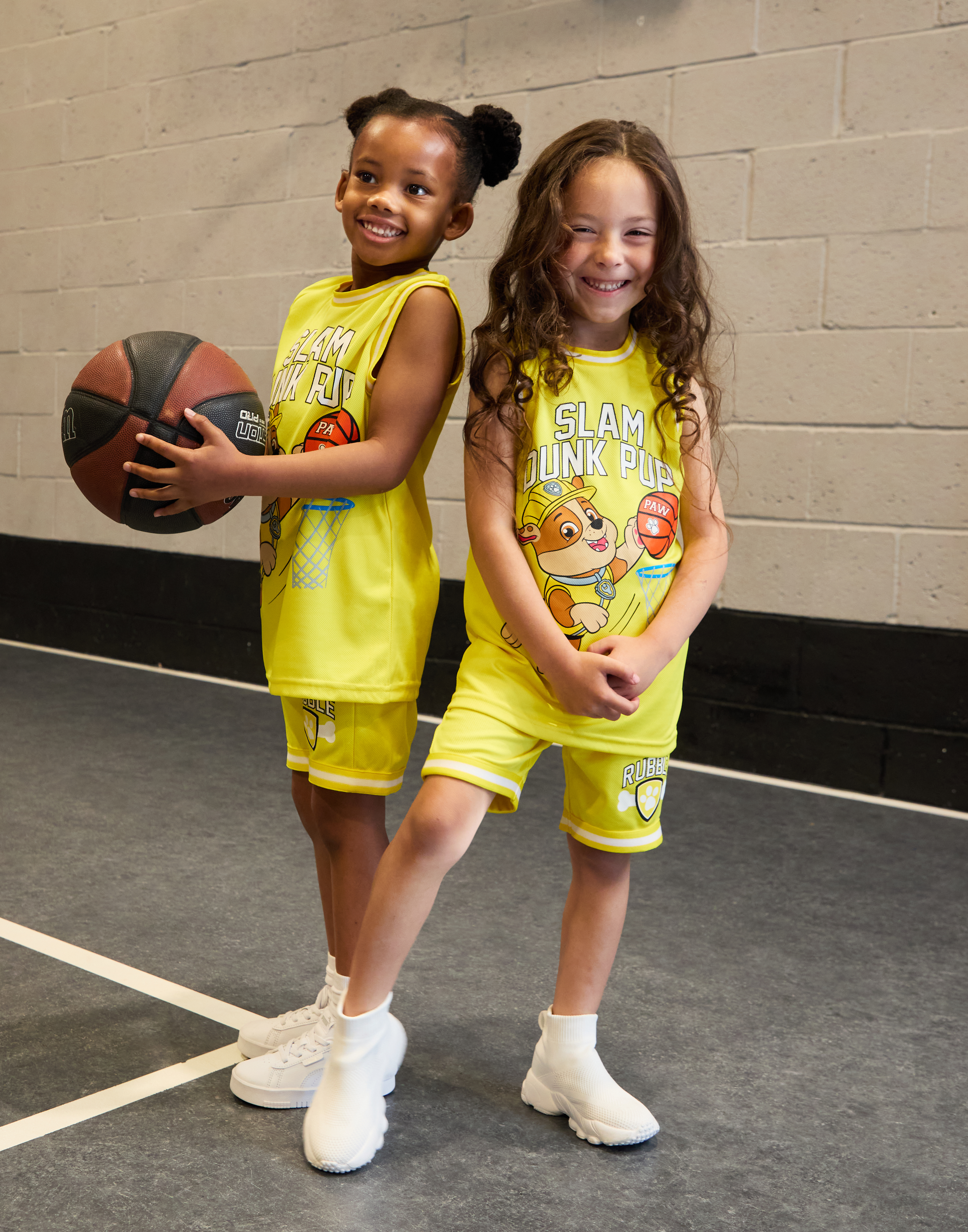 Juego de baloncesto de 2 piezas Paw Patrol Yellow Rubble para niños - Imagen 3 de 11