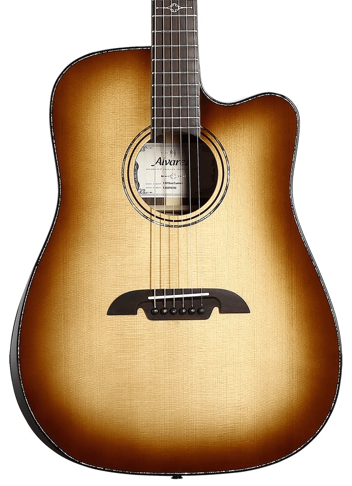 Alvarez Masterworks Dreadnought Cutaway & Bevels Spruce top Rosewood back Shadowburst LR Baggs HiFi