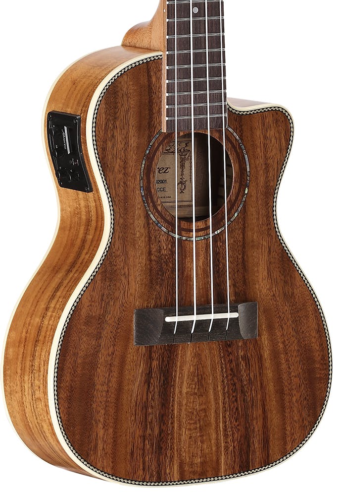 Alvarez AU90CCE Artist Electro-Acoustic Concert Ukulele in Natural