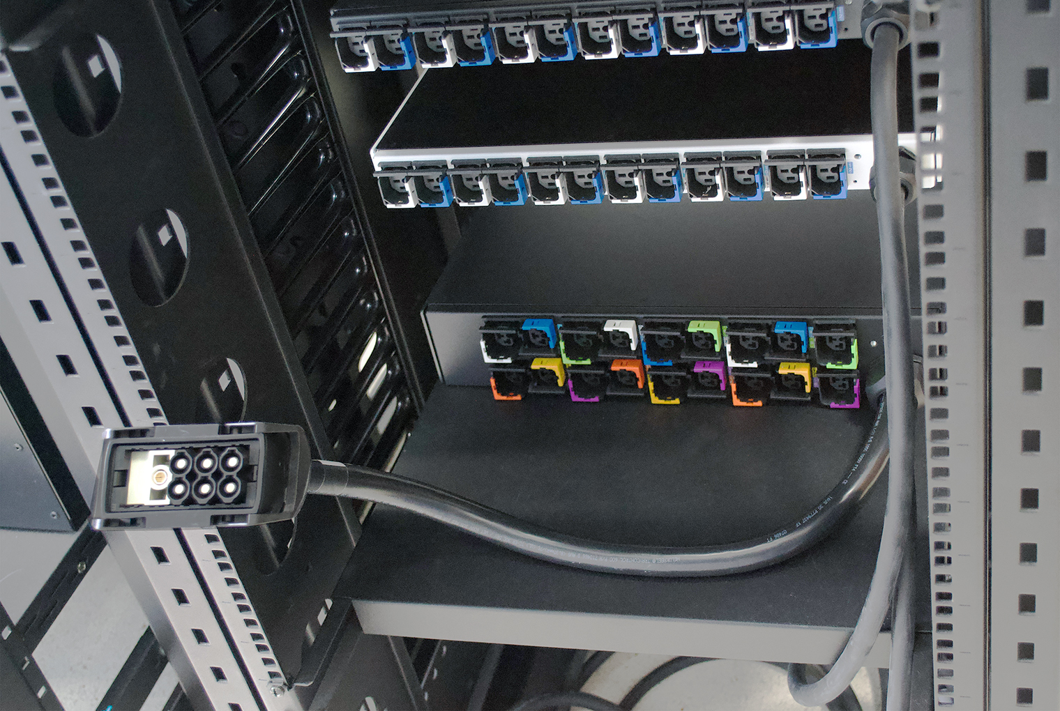 Universal Input Cord for eConnect PDUs